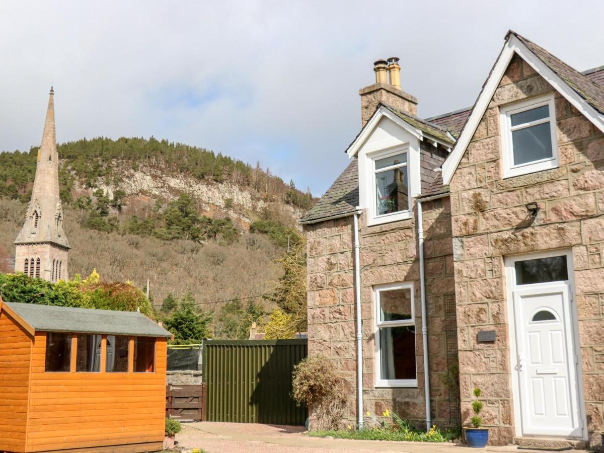 Gairnlea Cottage Ballater Exterior foto